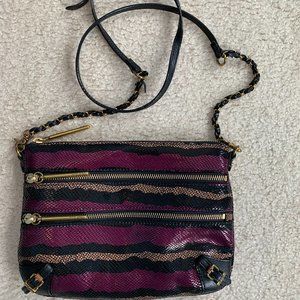 Exquisite Elliott Lucca Leather Purse